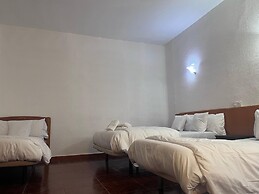 Hostal Alonso No Limit Madrid