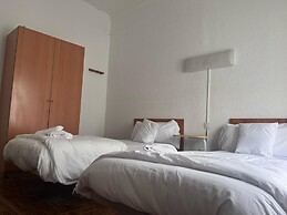 Hostal Alonso No Limit Madrid