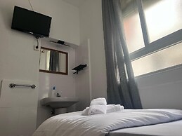 Hostal Alonso No Limit Madrid