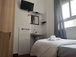 Hostal Alonso No Limit Madrid