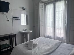 Hostal Alonso No Limit Madrid
