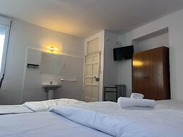 Hostal Alonso No Limit Madrid