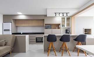 Seafront Condominium With Pool - SHC