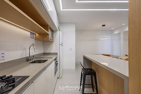 Seafront Condominium With Pool - SHC