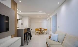 Seafront Condominium With Pool - SHC