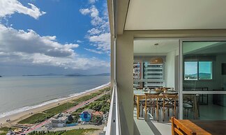 Seafront Condominium With Pool - SHC
