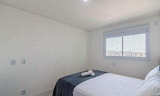 Seafront Condominium With Pool - SHC