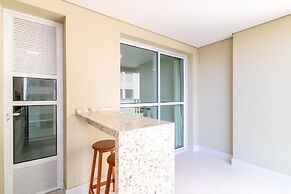 Seafront Condominium With Pool - SHC