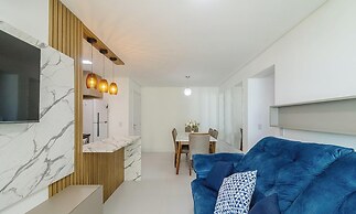 Seafront Condominium With Pool - SHC