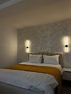 HOTEL TREVA