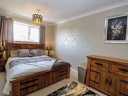 6 Barleycroft