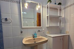 Arkadia 2 Guests - Pool - Balcony - Beach 12min