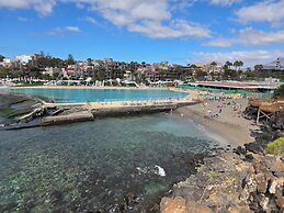 Arkadia 2 Guests - Pool - Balcony - Beach 12min