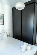 3BR Skyline Retreat on the 24th Floor