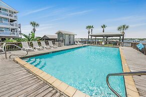 Lagoon Landing 202- Beautifully Decorated Condo With Balcony Pool Step