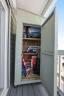 Lagoon Landing 202- Beautifully Decorated Condo With Balcony Pool Step