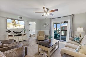 Lagoon Landing 202- Beautifully Decorated Condo With Balcony Pool Step