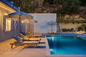 Pantheon Villa Svoronata