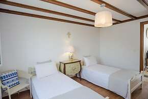 Pantheon Villa Svoronata