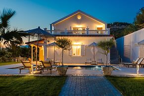 Pantheon Villa Svoronata