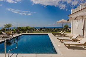 Pantheon Villa Svoronata