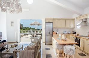 Pantheon Villa Svoronata