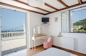 Pantheon Villa Svoronata