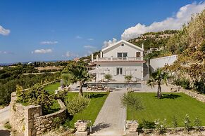 Pantheon Villa Svoronata