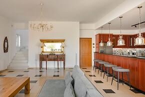 Pantheon Villa Svoronata