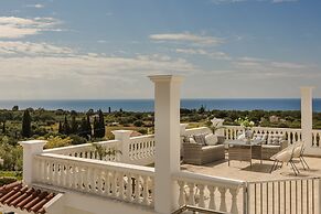 Pantheon Villa Svoronata