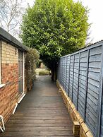 Familyfriendly - Sleeps6 - Privateparking - Garden