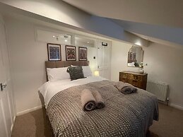 Familyfriendly - Sleeps6 - Privateparking - Garden