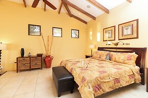 Casa Las Brisas 5BR