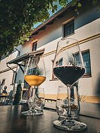 hideauts hotels Villa R