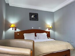 Peninsula Hotel Bonamoussadi Douala
