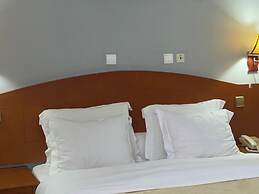 Peninsula Hotel Bonamoussadi Douala