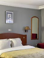 Peninsula Hotel Bonamoussadi Douala