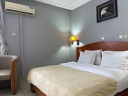 Peninsula Hotel Bonamoussadi Douala