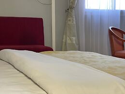 Peninsula Hotel Bonamoussadi Douala