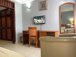 Peninsula Hotel Bonamoussadi Douala