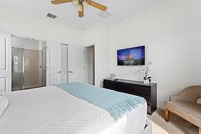 Ground Floor Gathering up to 9 Guests Bl387