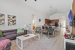 Ground Floor Gathering up to 9 Guests Bl387