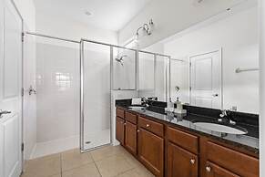 Ground Floor Gathering up to 9 Guests Bl387