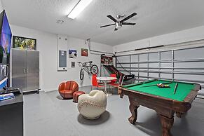 Ground Floor Gathering up to 9 Guests Bl387