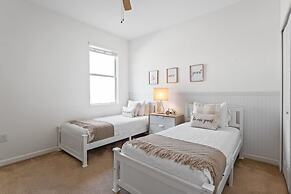 Ground Floor Gathering up to 9 Guests Bl387