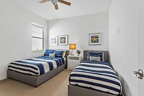 Ground Floor Gathering up to 9 Guests Bl387