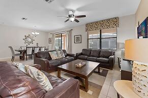 Game Room Large Pool 9BR Disney Area