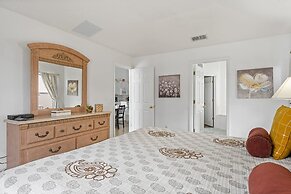 Entertaining Game Room 4BR Near Disney