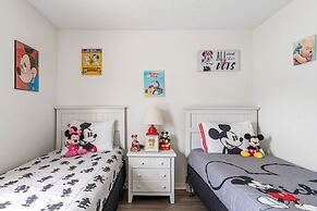 Entertaining Game Room 4BR Near Disney