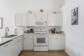 Entertaining Game Room 4BR Near Disney